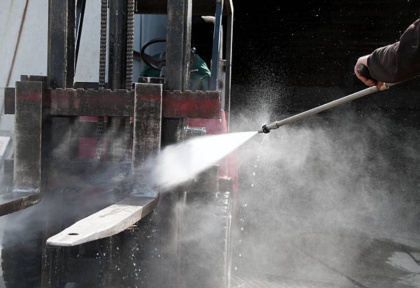 Best Playground Equipment Cleaning  in Longmont, CO
